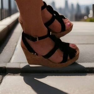 Guess Black Suede Tassel Cork Wedge Sandal Women 8.5  Gold Hardware  Flirty